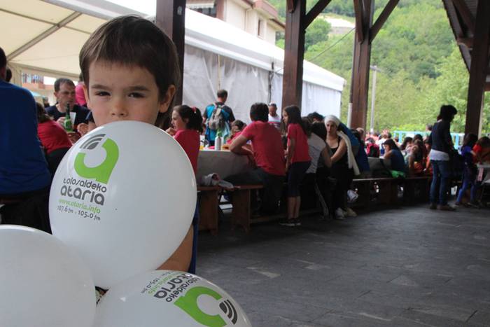 Ikaztegietako Eskola Txikiak Festa 70 1465744481775