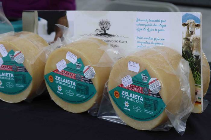 Euskal Azoka egin dute Ikazt 31 1619352399897