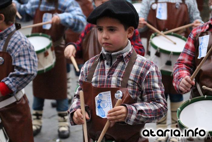 Zaldunita bezperako haur danborrada 153 1454785385111