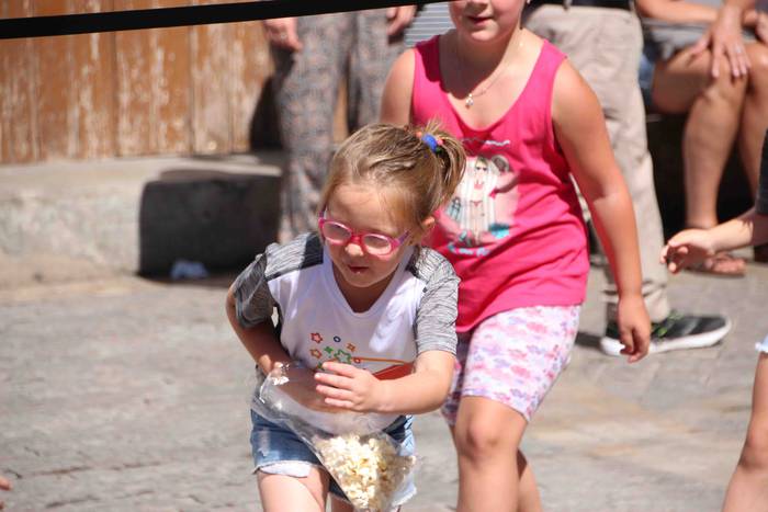 Tripa beteta, dantzan pasa d 115 1563205379679