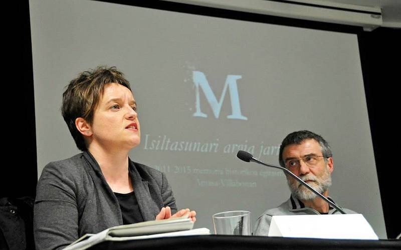 Esti Amenabarro: «Gerra galdu zutenen historia ez da inoiz kontatu»