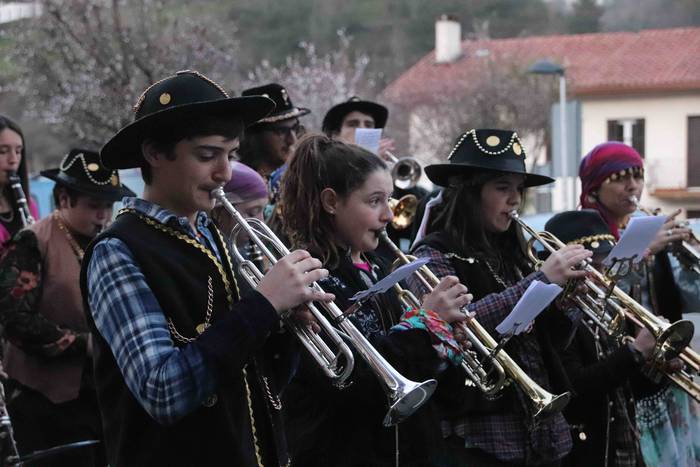 Hasi dira kaldereroak eskual 118 1550860567325