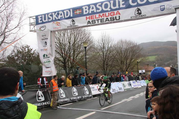 Angel Fuentes garaile XVI. A 60 1552907547638