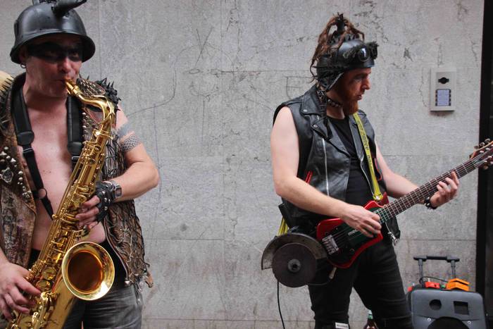 Norberak bere bazkaria, eta  22 1532630756784