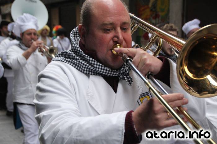 inauteriak 2016 zaldunita zezen plaza 5 1454867175739