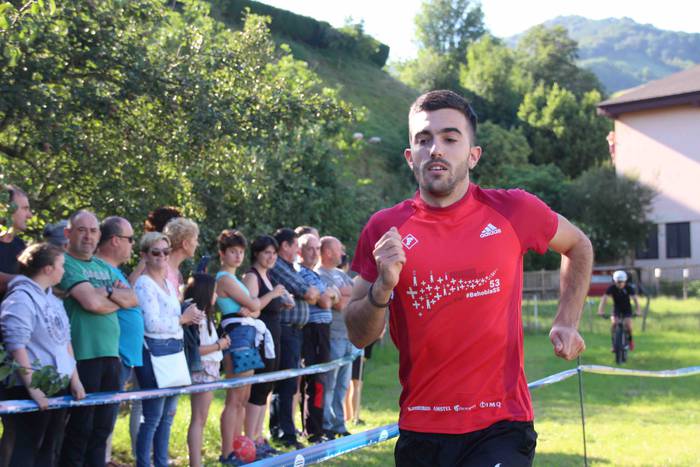 Asteasuko lagunarteko herri  64 1656445498500