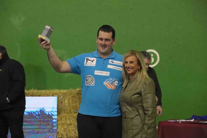 200 kiloko harri errektangul 75 1577023329209