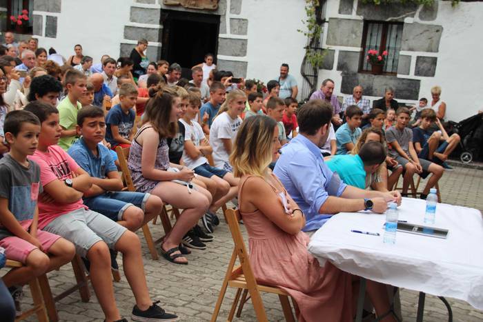 Eneko Urkola eta Julene Sara 38 1534097742588