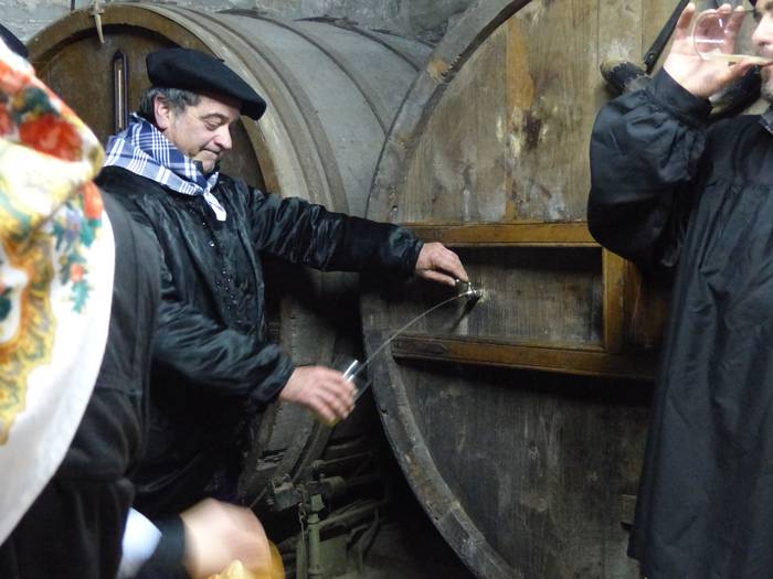 Santa Ageda bezpera, Ibarra, 30 1549360896034