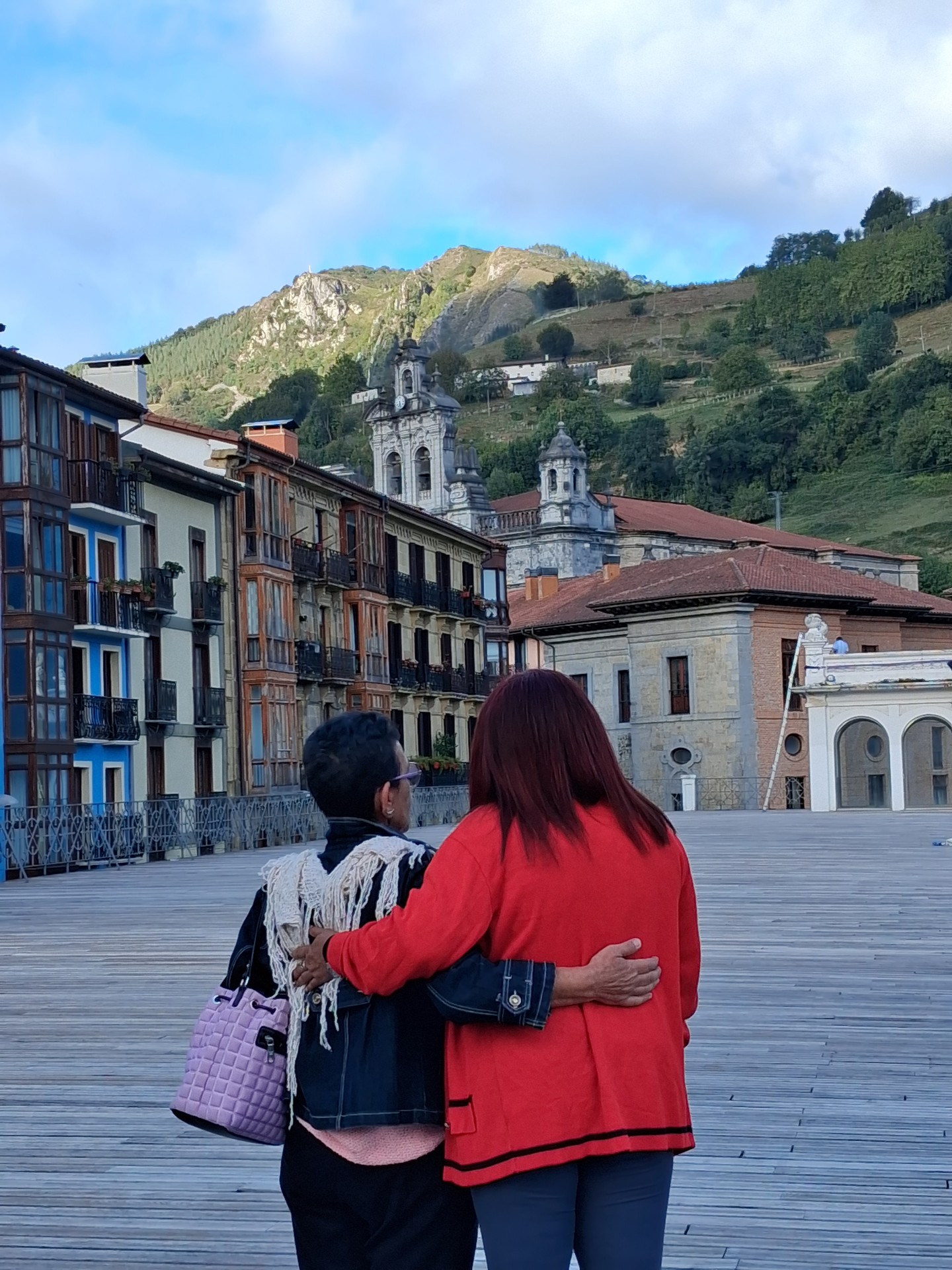Tolosaldeko Fibromialgia Taldea kalera aterako da larunbatean
