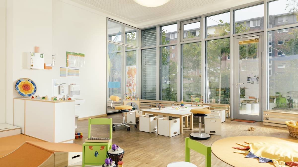 Eraikinak baino gehiago: hezkuntzaren parte diren espazioak