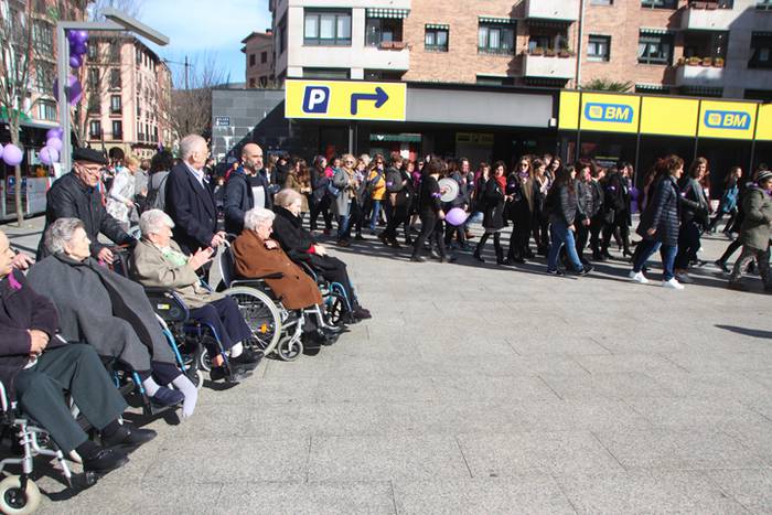 Villabonan mobilizazioa mart 20 1520510880492