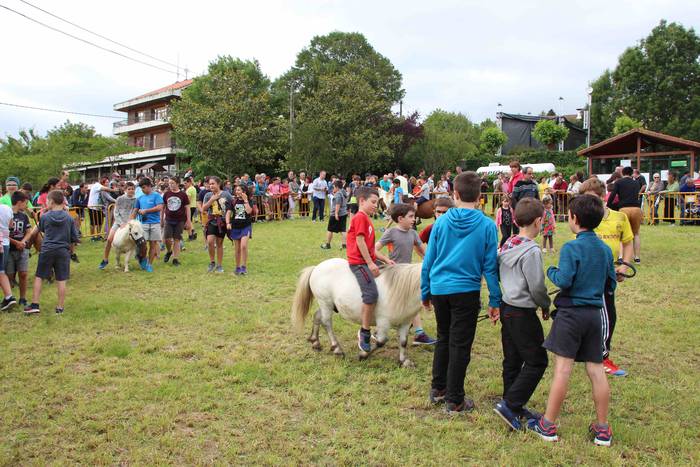 Izaskun auzoan ere bada fest 9 1560016403857