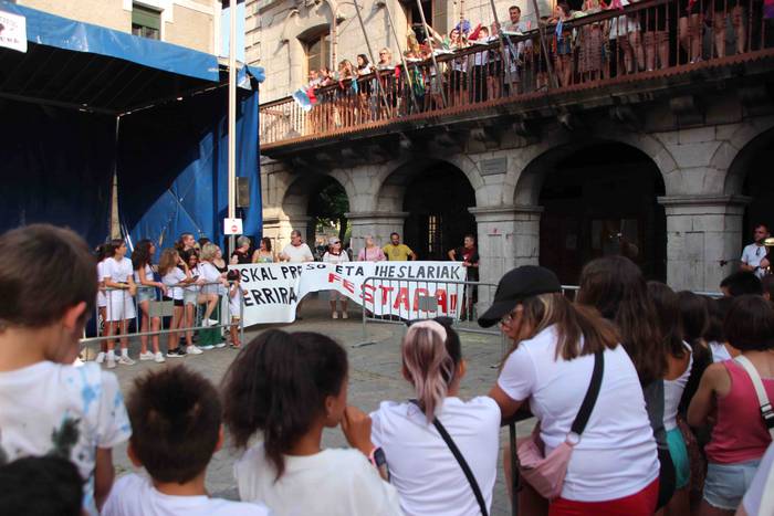 Alegia Karmen festak, txupin 45 1657821428160