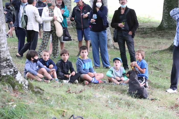 Zumetari omenaldi "intimoa"  43 1599334887172