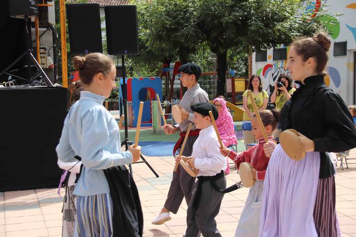 Euskal dantzek harrobia dute 56 1567950068728