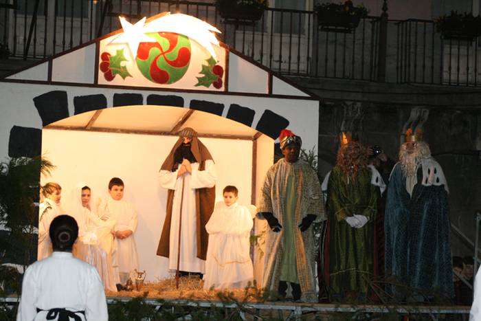 VILLABONAKO ERREGE MAGOEN DESFILEA 2017 43 1483976205905