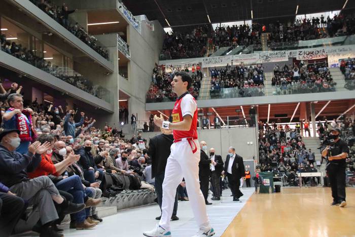 Azkeneraino borrokatuz lortu 30 1649016646774