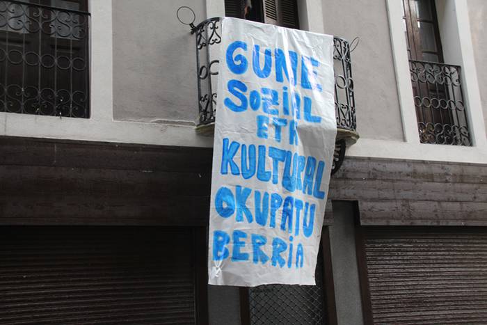 Kale Nagusiko lokal bat okup 1 1494614712045