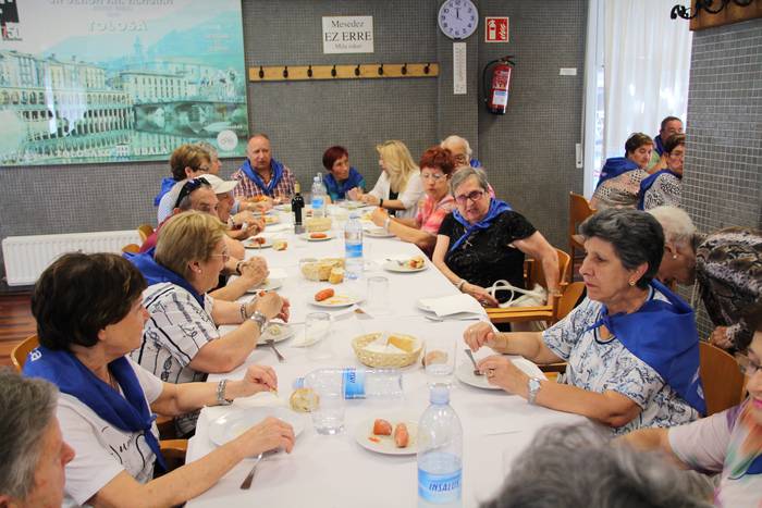 Helduen eguna San Joan jaiak 3 1655997464286