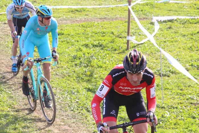 ASTEASUKO ZIKLO KROSA 2016 58 1481216056667