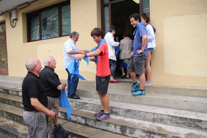 Zapiak jantzita hasi dituzte festak 1 1473349288267