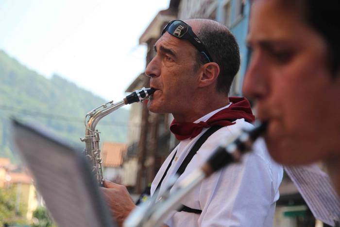 Bero sargoria, sagardoz bust 11 1532981431507