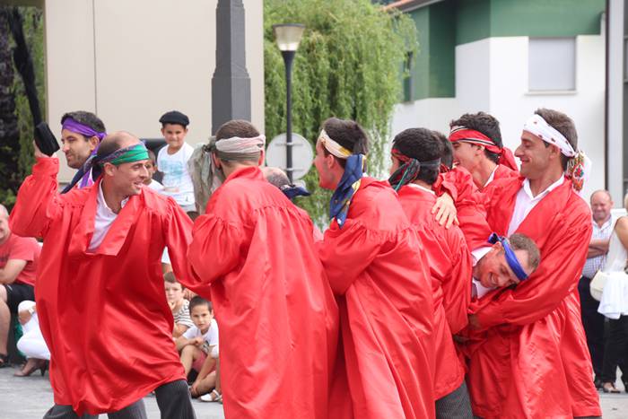 ADUNAKO AMA BIRJINAK 2017. A 49 1502799164497