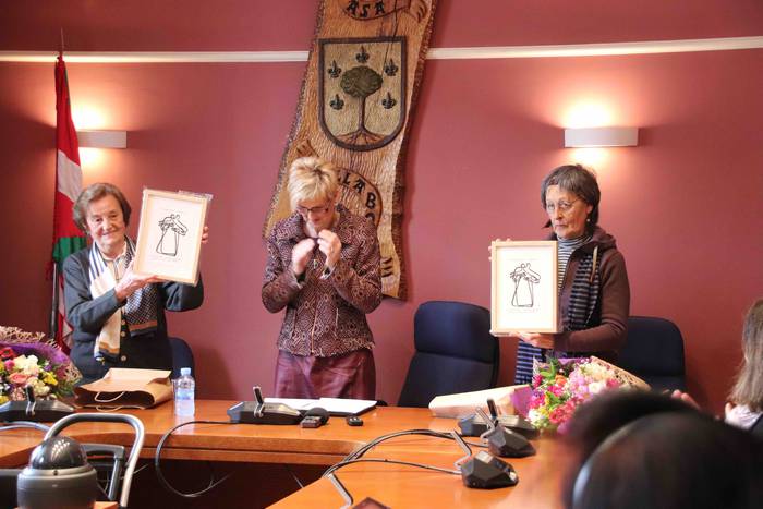 Lehen zinegotzi emakumeei om 16 1552136926240