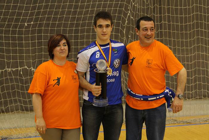 tolosa eskubaloia igoera 2016 4 82 1464535637761