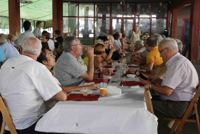 Jubilatuen bazkaria Santioak 2 1658938132256