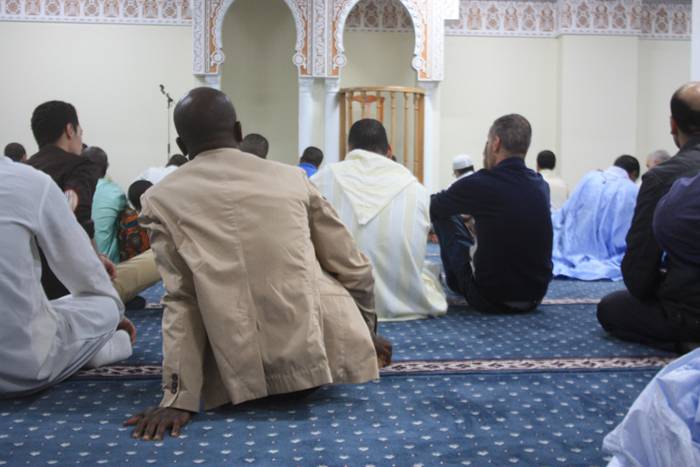 Bukatu dute hilabeteko baraualdia 1 1467801587067