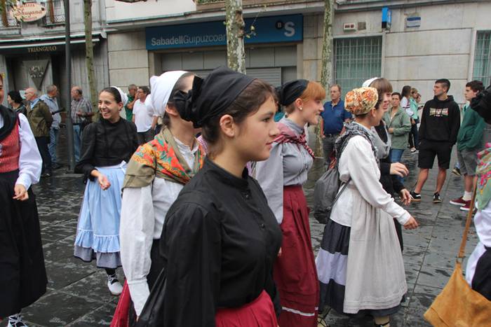 Udaberri Dantza Dezagun Tolo 46 1504963245636