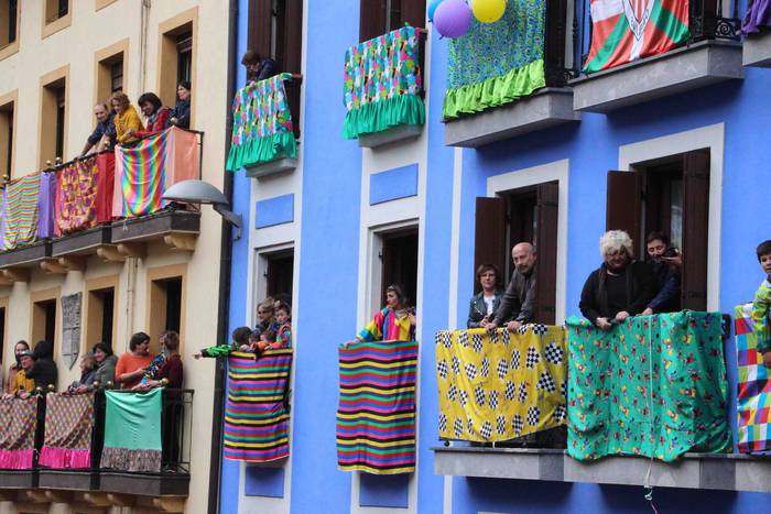 Ostegun Gizeneko txupinazoa  140 1551364407102