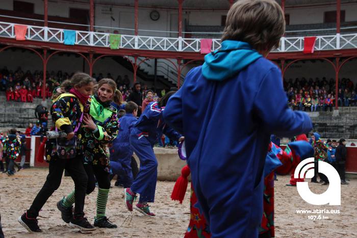 Zinbuluka ta zanbuluka 4 1487957612364