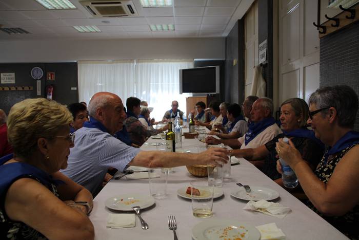 Helduen eguna San Joan jaiak 4 1655997464781