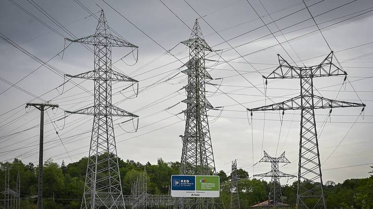 Argindarra banatzeko sarea lepo dago Hego Euskal Herrian