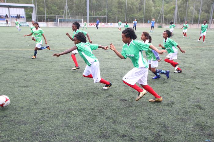 Futbola Tolosa Etiopia India 17 1467485987783