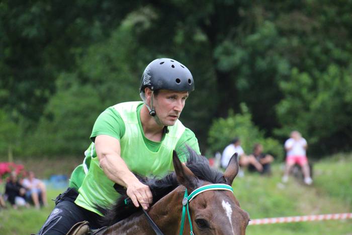 Zaldien gainean lehian 17 1497207199677