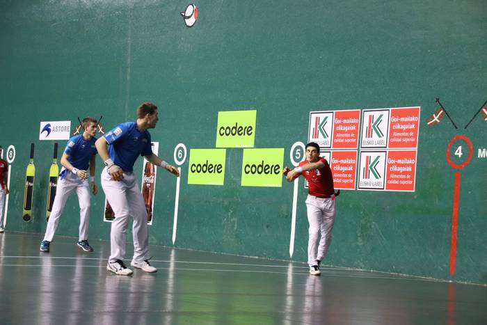 Altuna III eta Artola, Beoti 15 1550428411762