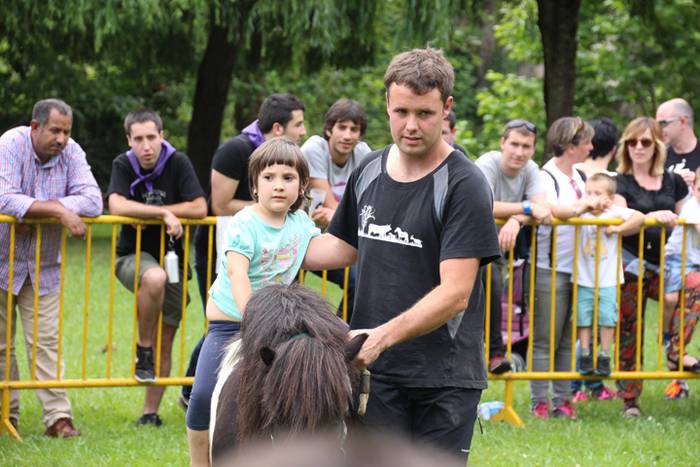 Eskola txiki eguna Ikaztegieta 56 1465750686853