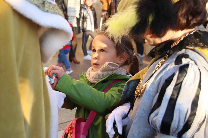 Errege Magoak heldu dira Tol 19 1578242303474