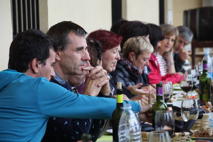 Baratze bat, mila kolore 7 1506867547103