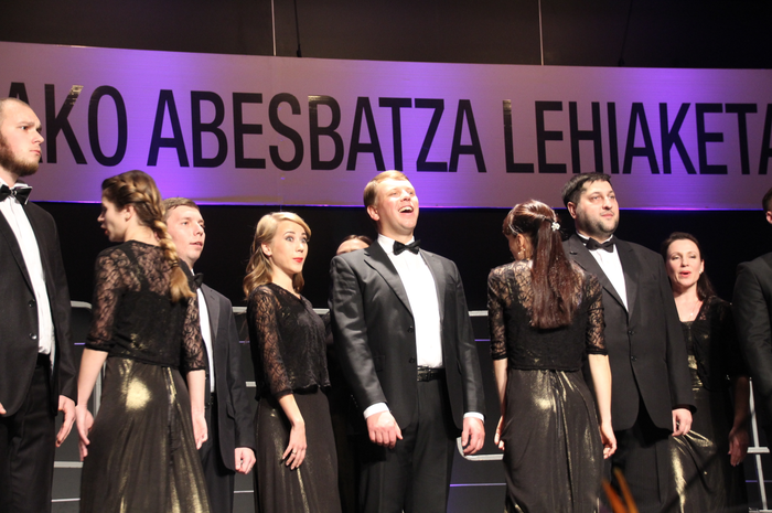 Ahots europarrak, lehiaketak 6 1509654544361