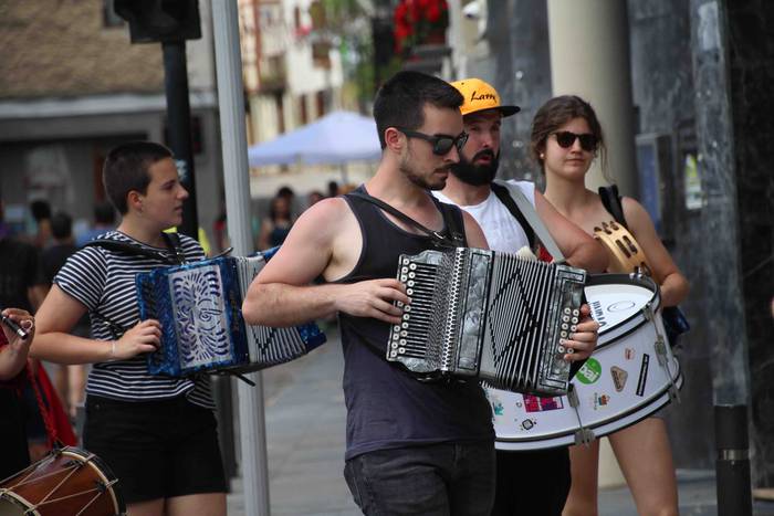 Kuadrilla eguna, termometroa 14 1530369220845