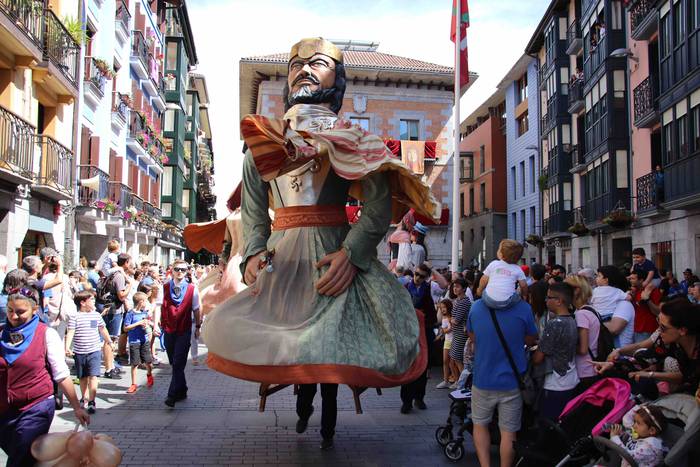 Erraldoiak eta buruhandiak T 24 1561218574398