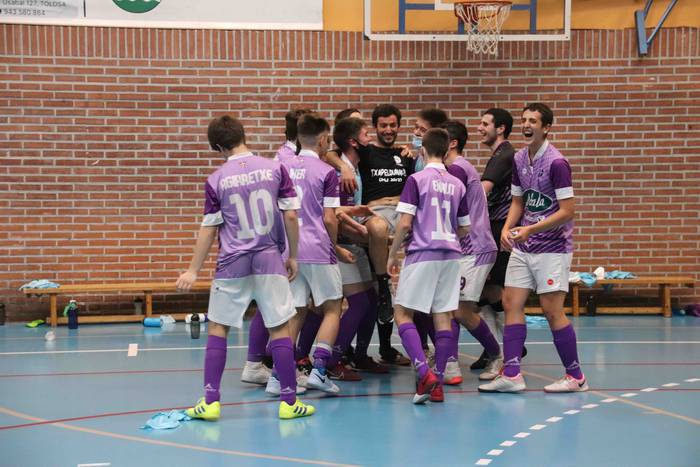 Lauburuko jubenilen beste lo 53 1622921598633