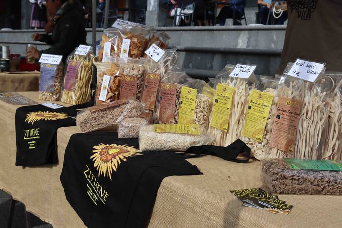 Azoka, musika eta dantza 17 1633869769477