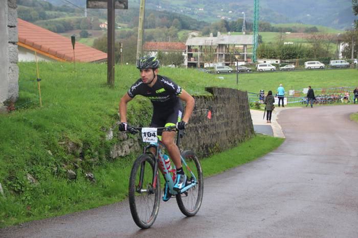 Jon Erguin eta Zuriñe Frutos 24 1508691596872