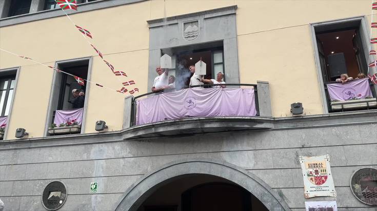 «Euskaraz, errespetuan, gozatu eta ondo pasa»
